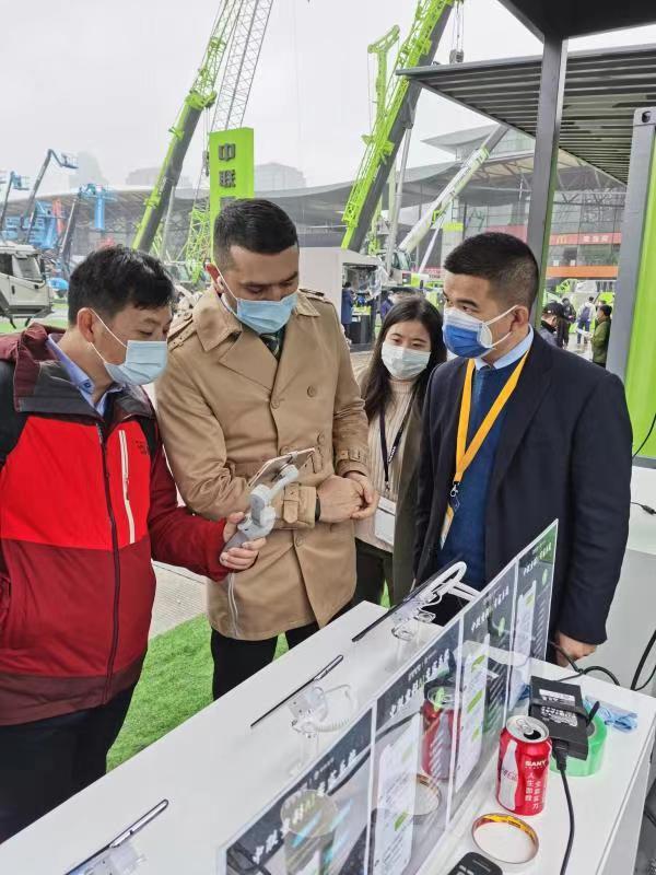 金狮贵宾会·宾至如归-尊贵显赫