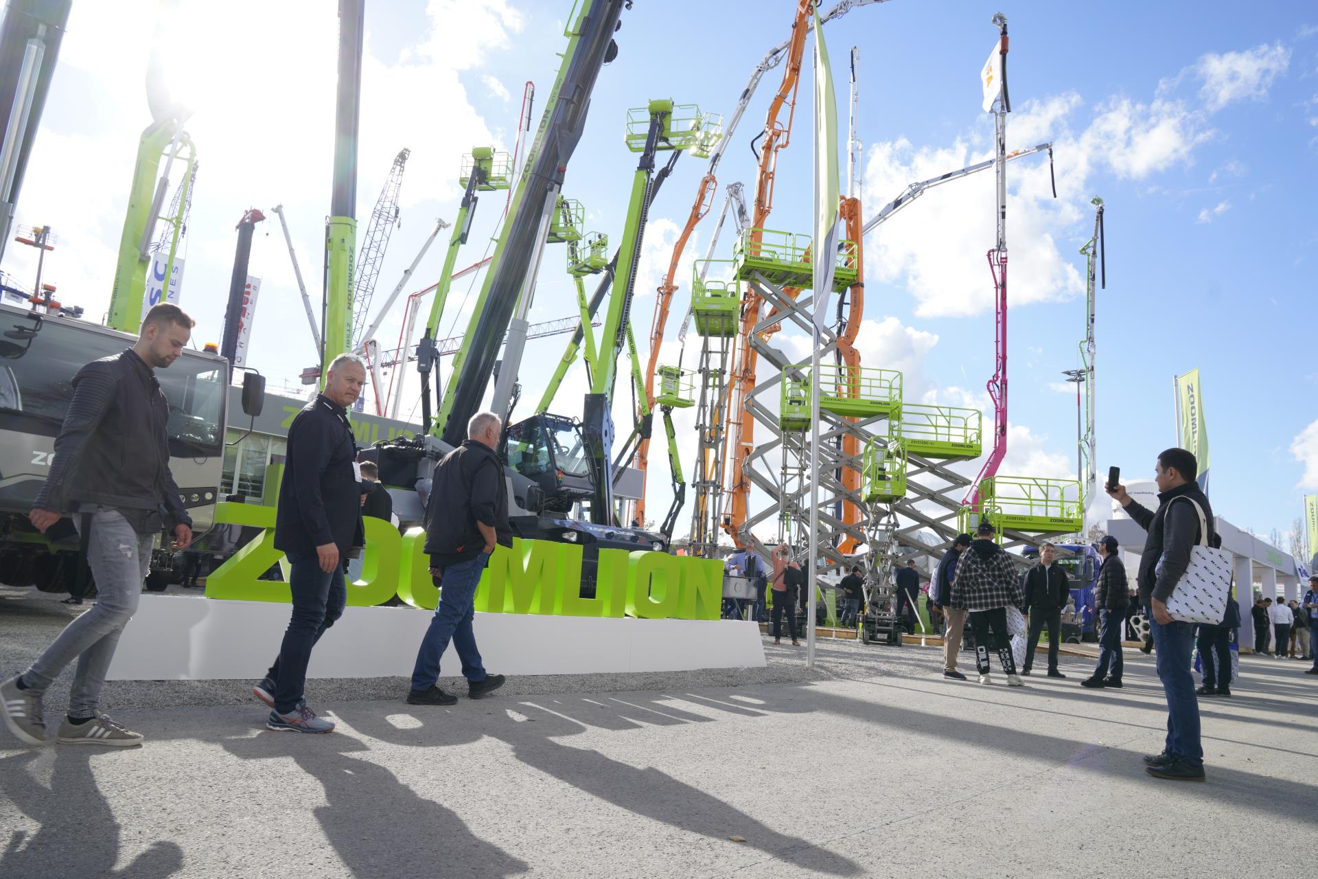 金狮贵宾会·宾至如归-尊贵显赫