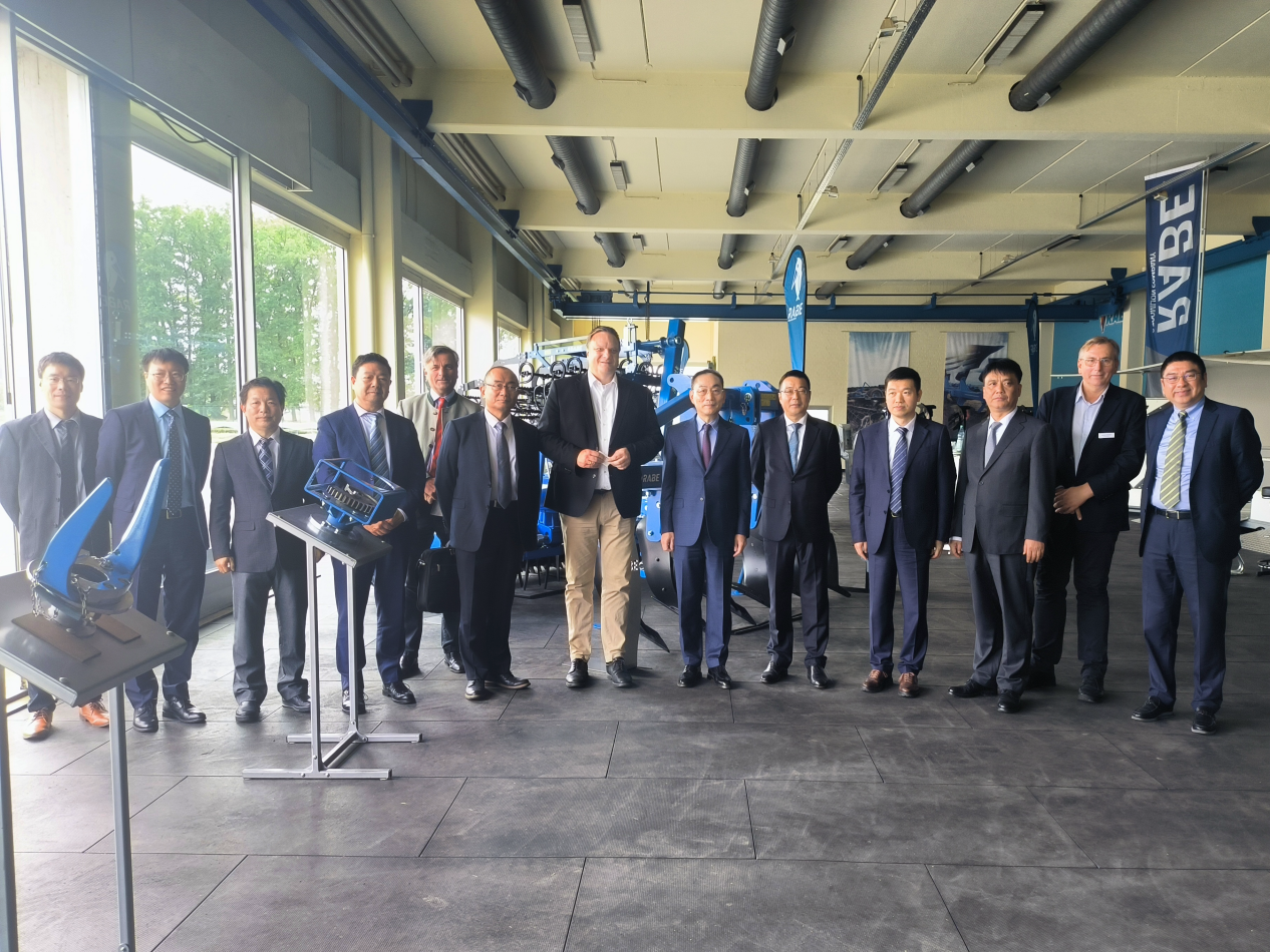 金狮贵宾会·宾至如归-尊贵显赫