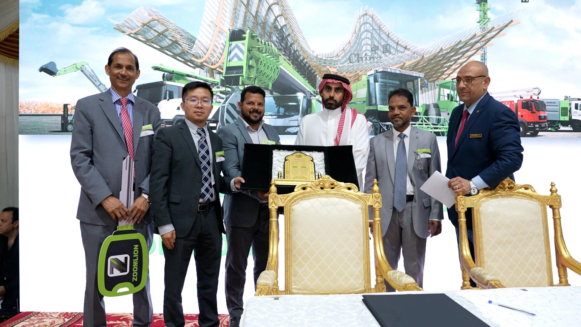 金狮贵宾会·宾至如归-尊贵显赫