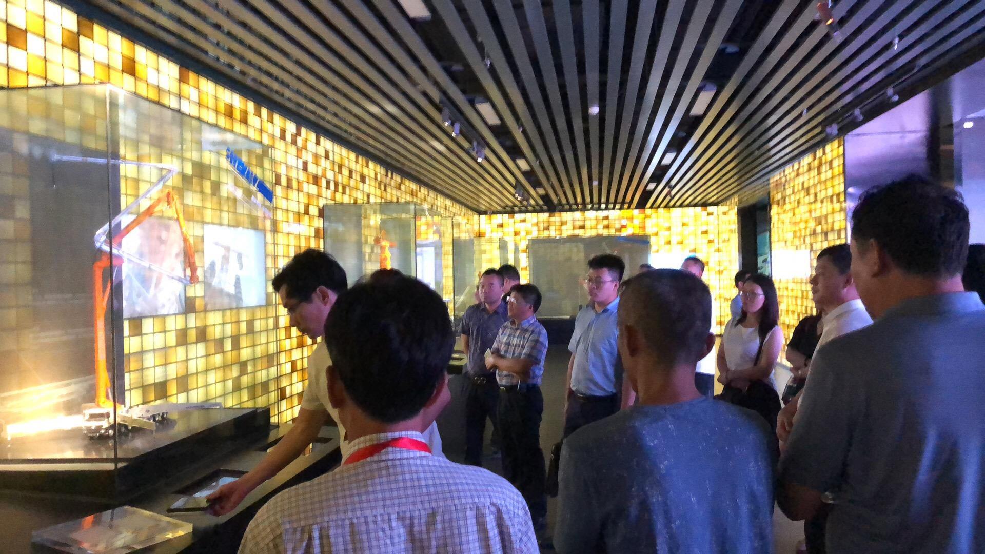 金狮贵宾会·宾至如归-尊贵显赫