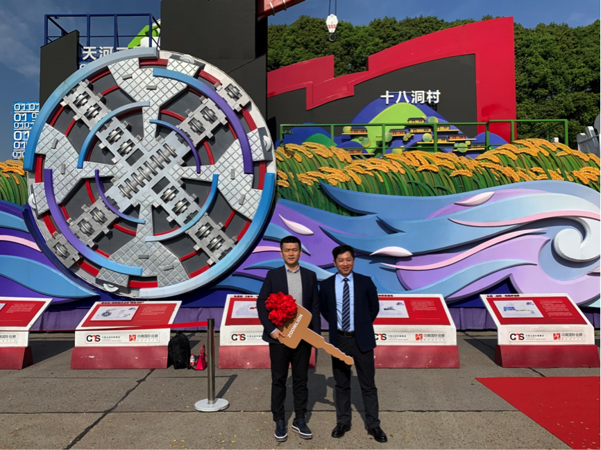 金狮贵宾会·宾至如归-尊贵显赫