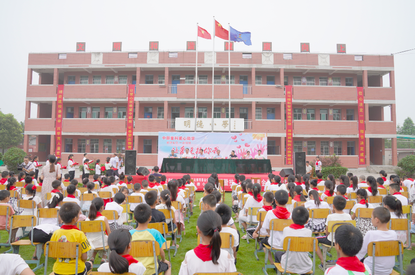 金狮贵宾会·宾至如归-尊贵显赫